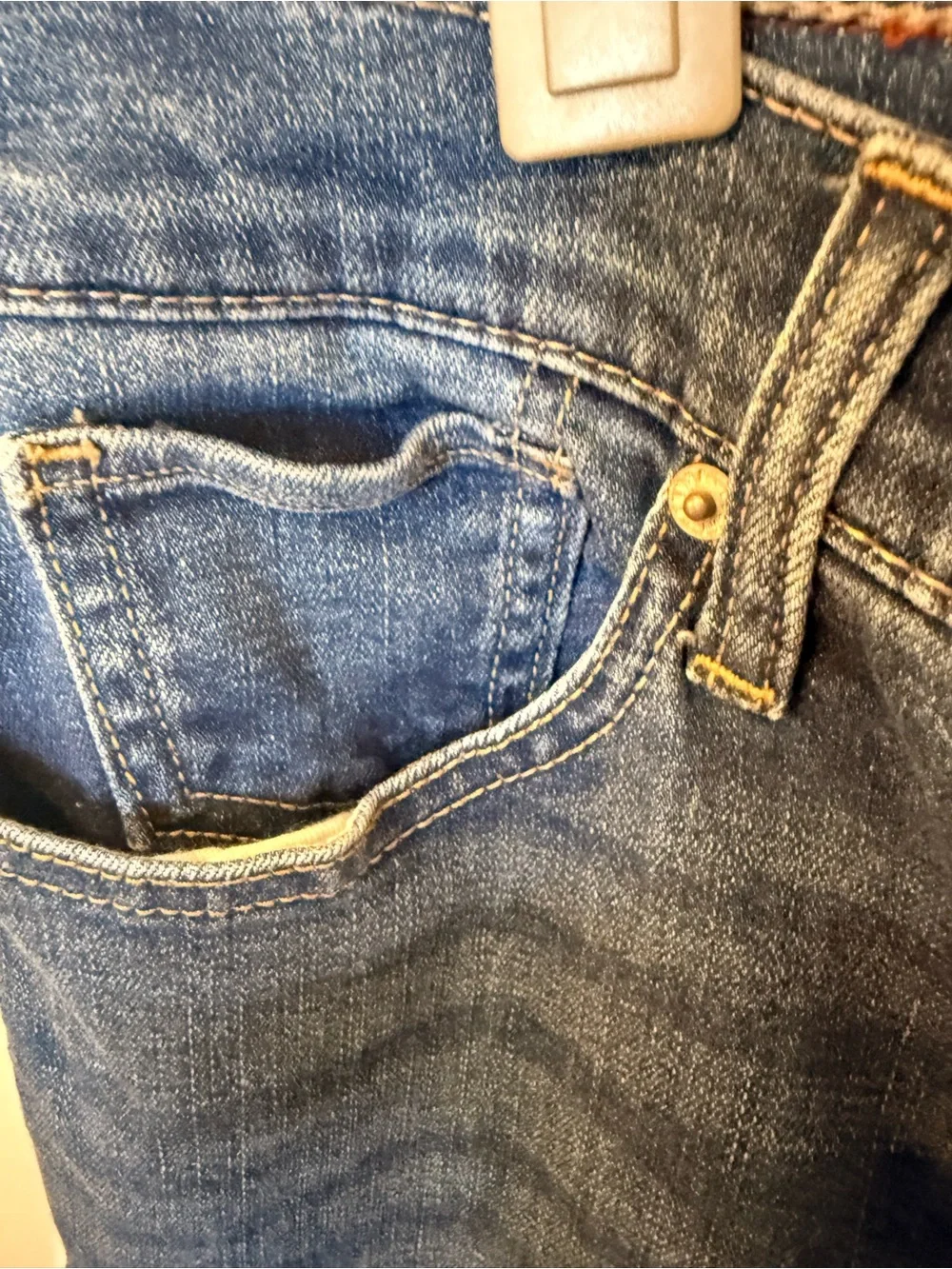 Lucky Brand Women’s Medium Blue Straight Jeans